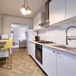 Appartement Magnifique Dans Le Centre-ville De Reims, Proche De La Gare Et Des Commodités Reims