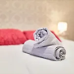 Appartement Magnifique Dans Le Centre-ville De Reims, Proche De La Gare Et Des Commodités