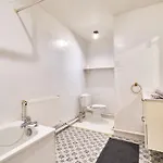 Magnifique Dans Le Centre-ville De Reims, Proche De La Gare Et Des Commodités Appartement Reims