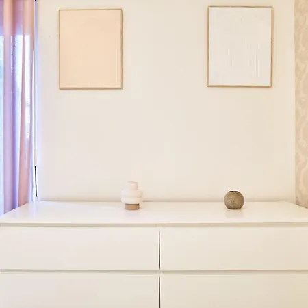 Magnifique Dans Le Centre-ville De Reims, Proche De La Gare Et Des Commodites *