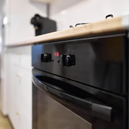 Apartment Magnifique Dans Le Centre-ville De Reims, Proche De La Gare Et Des Commodites