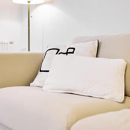 Magnifique Dans Le Centre-ville De Reims, Proche De La Gare Et Des Commodites Apartment *